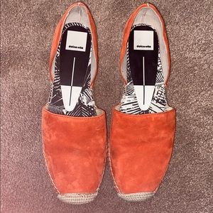 Dolce Vita Closed Toed Sandals